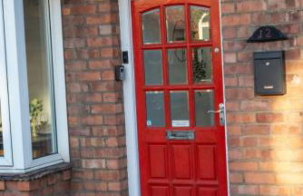 Comfortable 3BR Home, Steps from York Town Centre, Sleeps 6, Free Parking - Foto 25