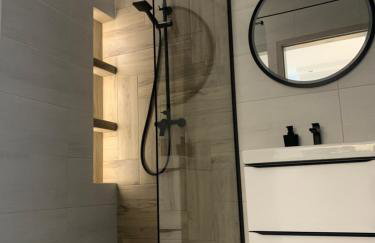 LUX-COMFORT APARTAMENT Klimatyzacja, KOMINEK, Garaż wewn, Balkon od strony ogrodu, Idealna lokalizacja wypadowa, obok sklepy, blisko Galerii Gemini - Foto 14