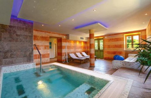 Awesome Home In Labin With Sauna - Photo 3