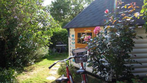 Ophrys ha Melenig - Foto 4, Garden view