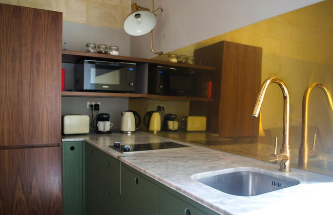 Sally Port Suites - Foto 28