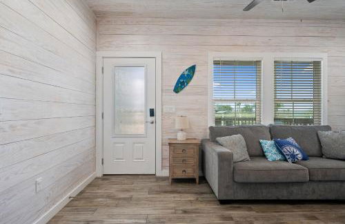 Fishful Thinking ! Pool on the waters edge - Photo 4