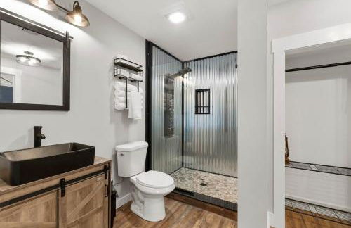 Brand New 4000 SF Vacation Home on 53 acres! - Foto 34