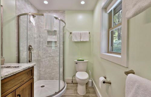 Experience the charm of Peak Hill Home, a cozy 3-BR retreat close to Ski Resort - Foto 20