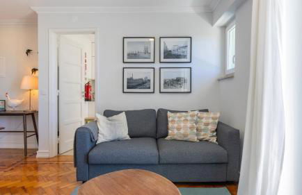 Charming Belém 3BDR Property by LovelyStay - Photo 16