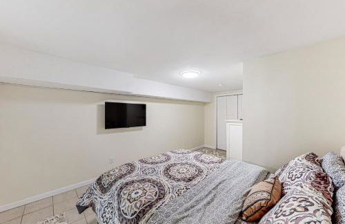 River Access! Couples Retreat on Working Homestead - Foto 14