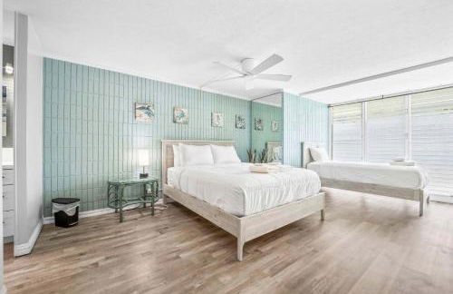 Beautiful Beachfront Condo - Photo 3
