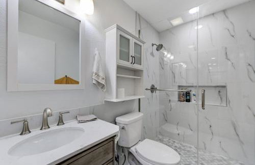 Strip-side Villa, 6 Beds, Pool, Mini Golf, Karaoke - Foto 29