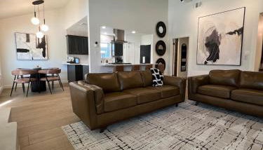 Midland Luxe, Pool, Fire Pit, Workspace, Pool Table - Foto 2