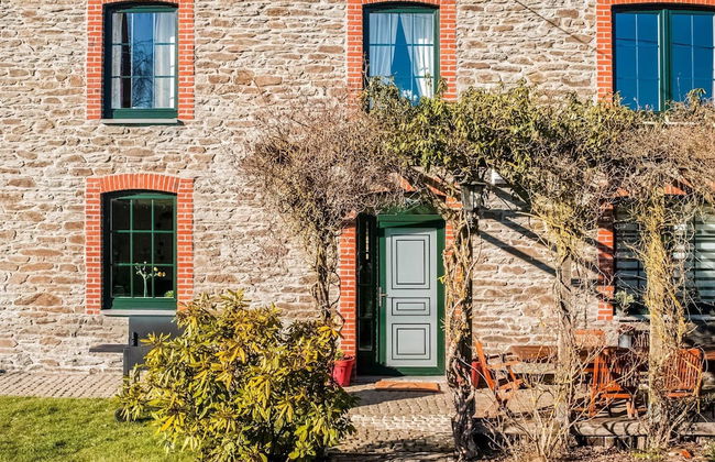 Pretty Farmhouse in Houffalize With Courtyard - Photo 3