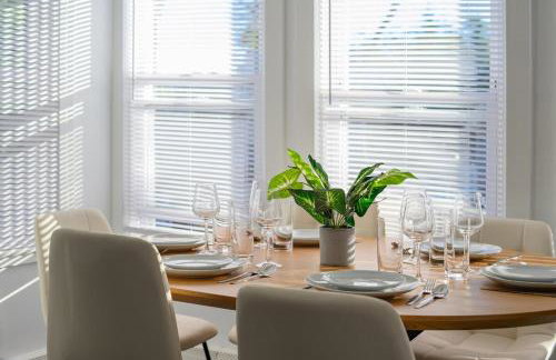 20 min to NYC, Newly Renovated, Private Driveway - Foto 20