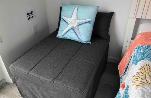 THE SANDCASTLE SUITE! Brand New 2Bedroom in Oceanfront Complex! BE THE FIRST to Visit our Condo Townhome with FREE Parking & Private Garage at Ocean Isles 38 Marathon FL KEYS! SPECIAL PRICING!!! - Foto 47