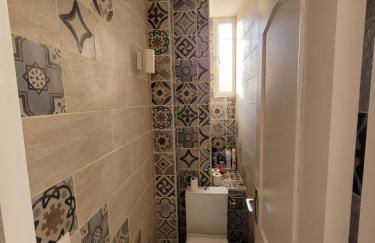 COLLIOURE tres bel appart a 150 metres des plages avec jardin prive et parking dans residence securisee - Foto 11