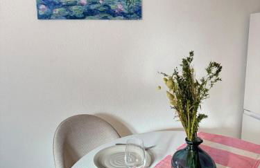 Modern Cozy Studio Apartment & Terrace - Photo 20