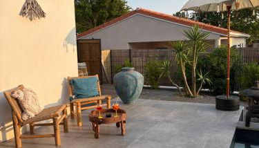 Loft & spa d'Autan - Photo 5, sunbed, Garden view