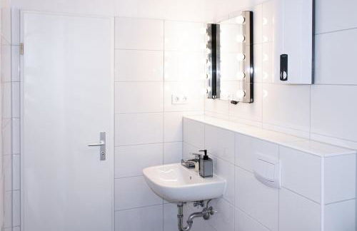 Livesto Aparthotel Zentral - 4x moderne 2-Zimmer Apartments 4-5-6 Pers - Foto 13