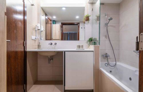 Luxury apartment, beach and swimming pool - Foto 34
