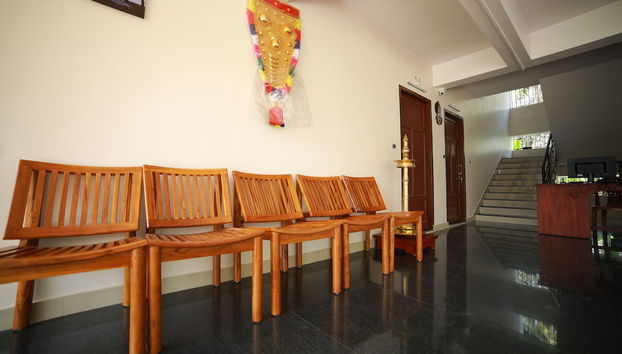 Coin salon dans le hall