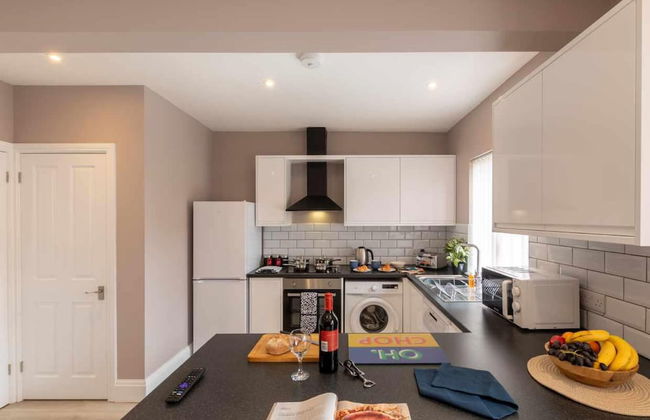 Buckingham House - Spacious 3-bedroom - Foto 6