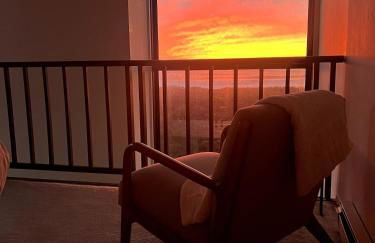 Beachfront Retreat with Ocean Views - Foto 26