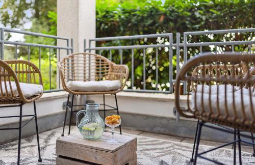 Barrierefrei - Privatparkplatz - zentral im Grünen - Foto 10