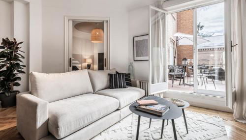 Real - 3 bedroom and terrace in Almagro - Photo 3