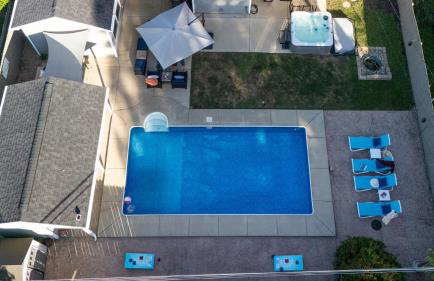 Central location Hot Tub Heated Pool Digital Game Table - Foto 48