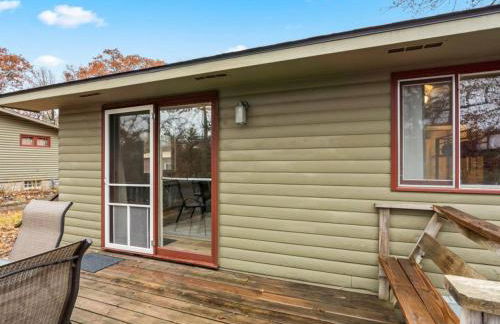 Cute Whitefish Cabin with Hot tub - Foto 14