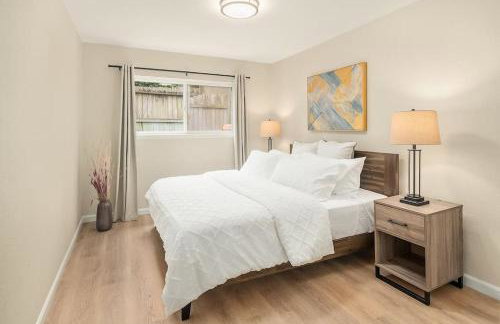 Remodeled Bellevue Family home w AC close to everything - Foto 7