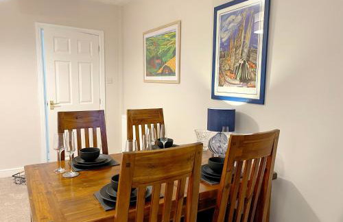 Stylish cottage in vibrant riverside village - Foto 19