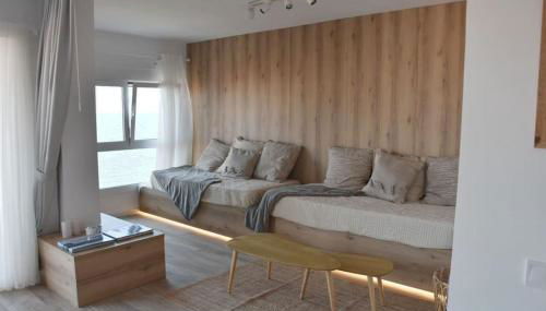 Precioso apto Miami primera linia playa cala de las Sirenas, con WIFI y NETFLIX, adecuado para teletrabajar - Foto 2