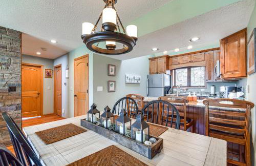 Galena Townhome with Deck and Golf Course View! - Foto 7