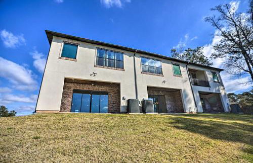 Modern Lake Conroe Escape with Grill and Boat Slip! - Foto 24