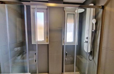 Velez Nazari VILLALOLA - Photo 39