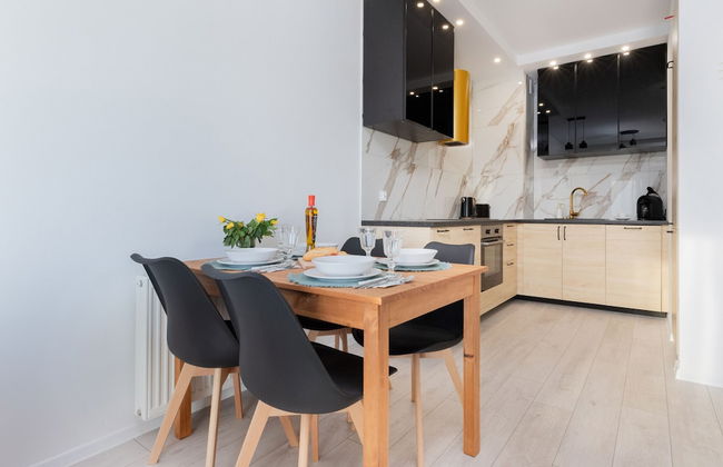 Ostoya Pucka Apartment by Renters - Photo 10