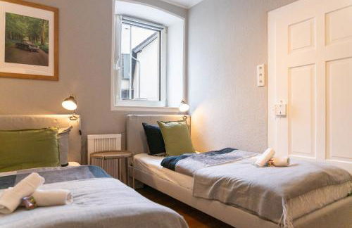 Haus Nürburgring I 4 Schlafzimmer für 1-10 Personen I Küche I Garten I Grillplatz - Foto 26