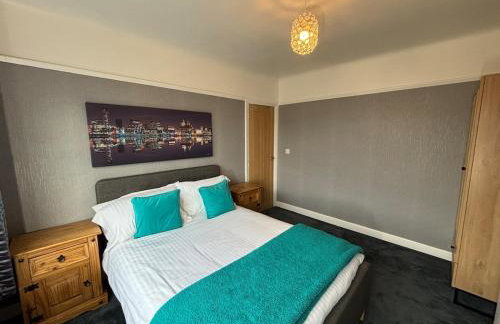 Entire House, Parking, Facilities, sleeps up to 6, suitable for contractors, families or NHS - Foto 21