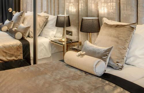 Posh Residence Luxury Suites - Photo 6