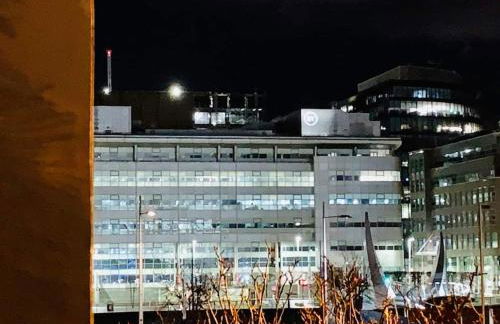 Glasgow City Centre Flat with River Views and Parking - Foto 55