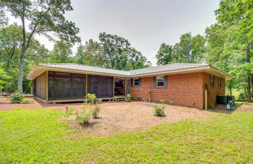 13 Mi to Guntersville Lake Henagar Gem with Hot Tub - Foto 26