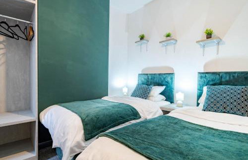 Spacious 3-Bedroom Home Near City Centre with Parking - Foto 17