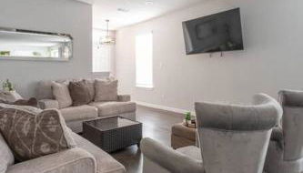 Game Day Central- 4 miles from Kyle Field - Foto 2