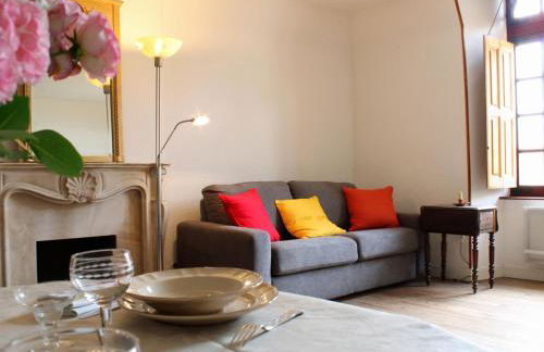 Charmante maison médiévale au cœur d'Hérisson - FR-1-489-606 - Foto 1