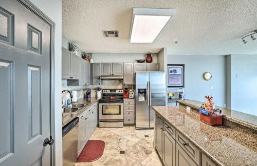 Shop and Dine Fort Worth Condo with Racetrack Views! - Photo 16