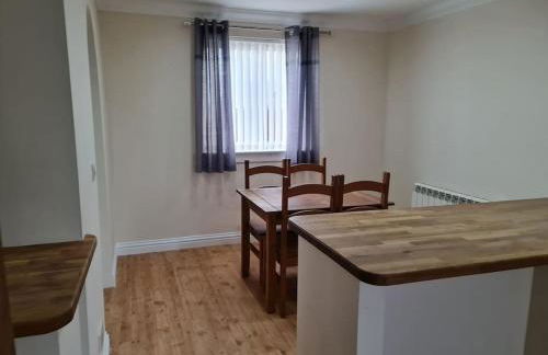 Modern 3 Bedroom Property centrally based - Foto 5