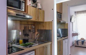 Marthina Luxury Living - Photo 37