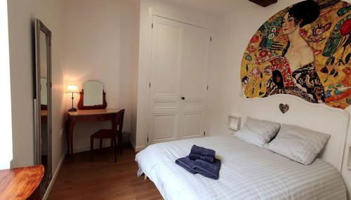 Classé 4 étoiles - Cybèle - Centre ville 2 Chambres, cour privative et Garage - Foto 2