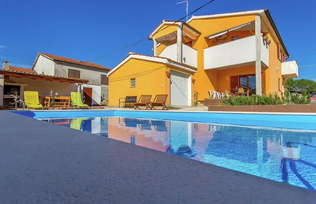 Detached House With Swimming Pool Near the Sea - Foto 24