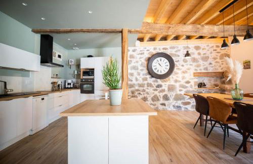 Lodge ou Gîte de caractére avec jaccuzi spa piscine - Foto 29