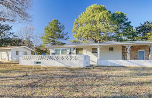 Walk to Town Historic Quitman Gem with Private Yard - Photo 23
